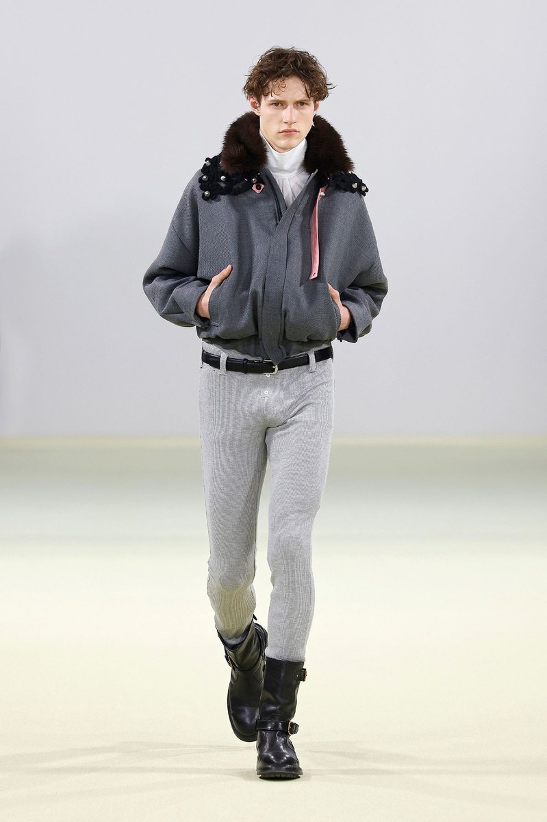 Look 19