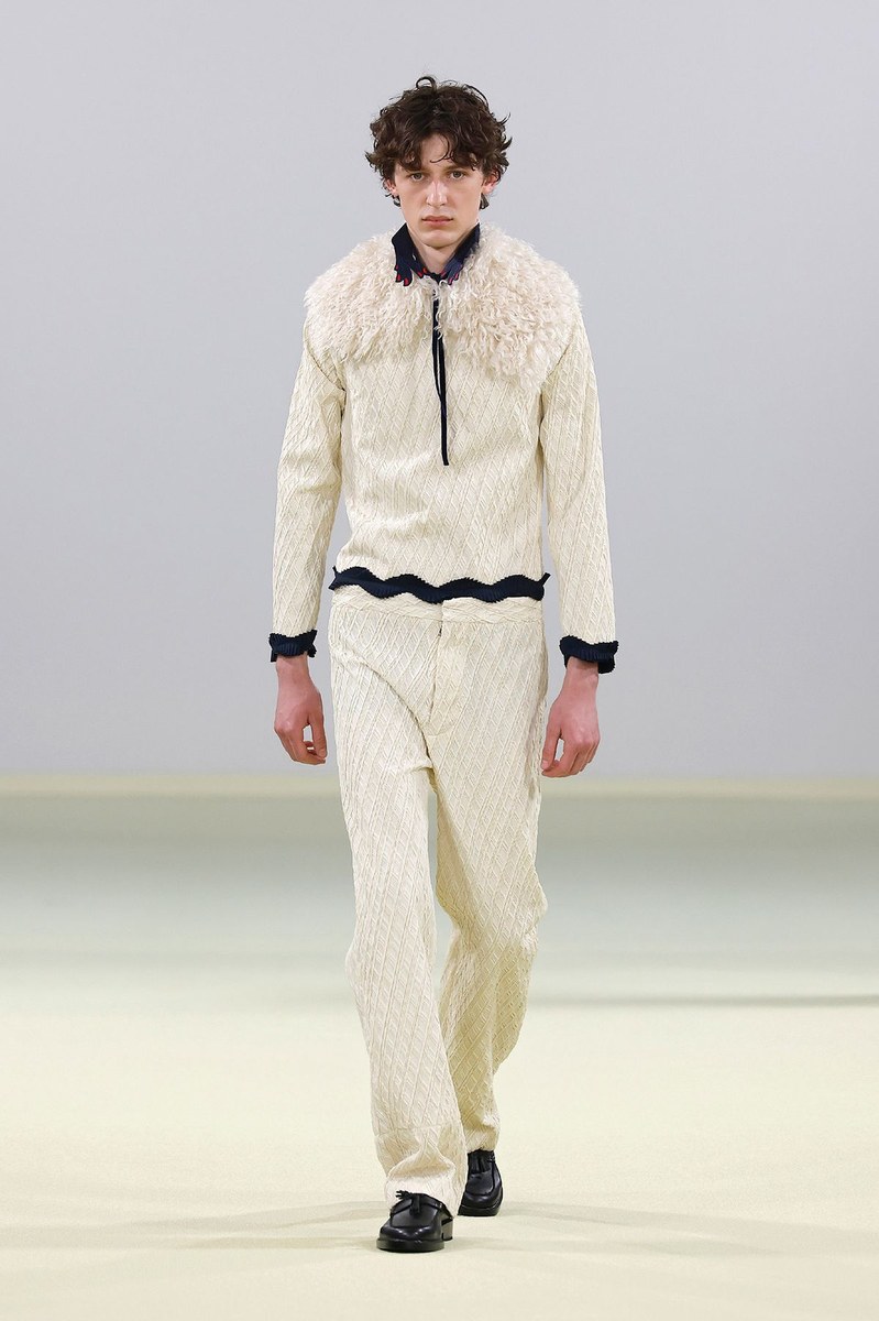 Look 26