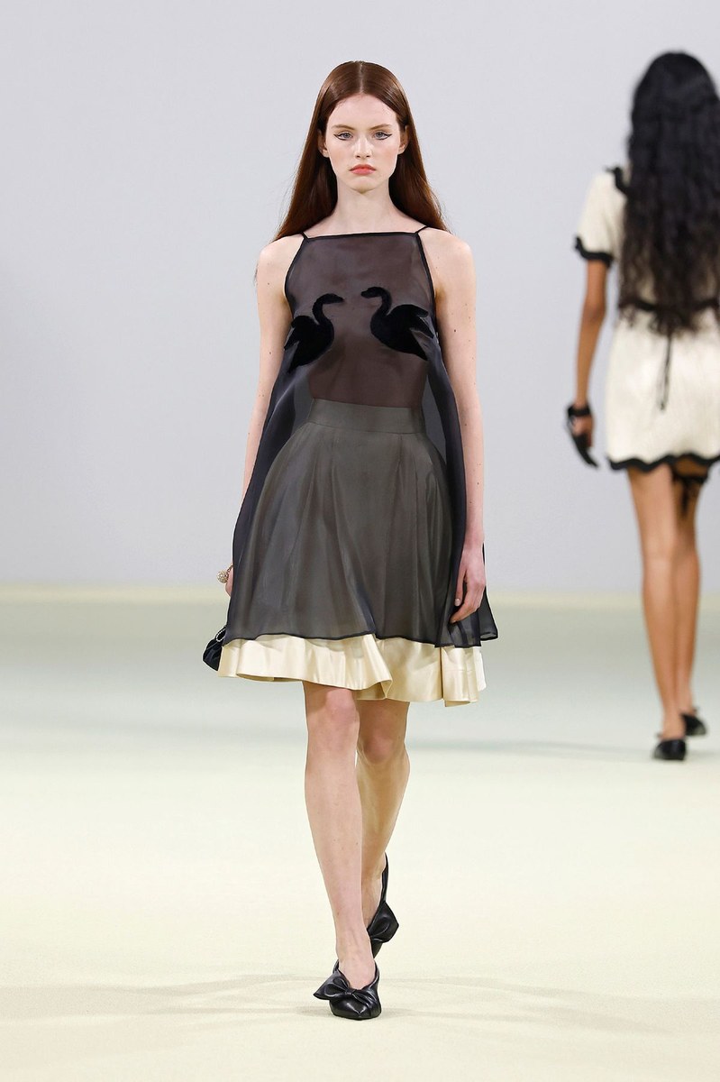 Look 29