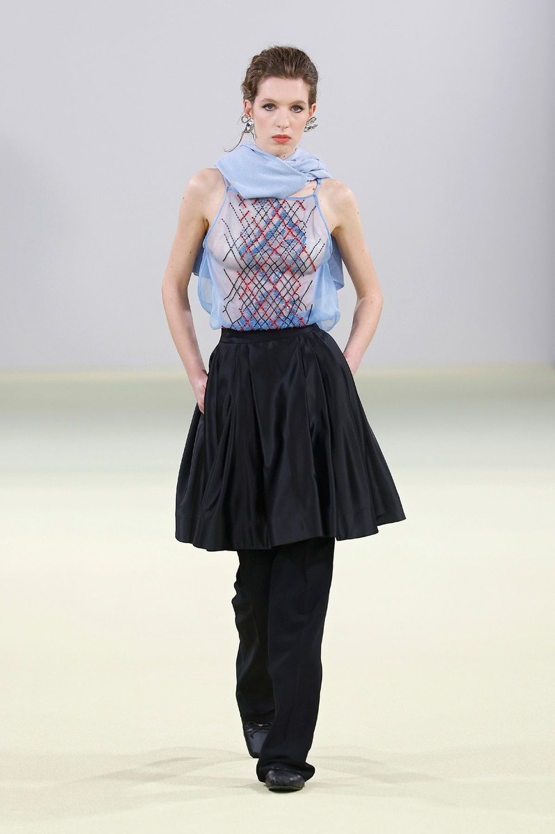 Look 30