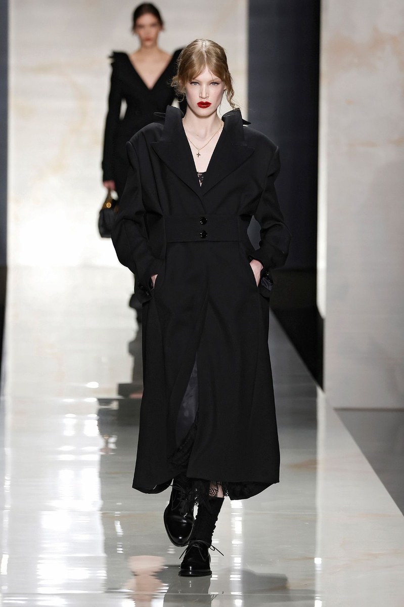 Dolce & Gabbana FW26 Women Looks Report