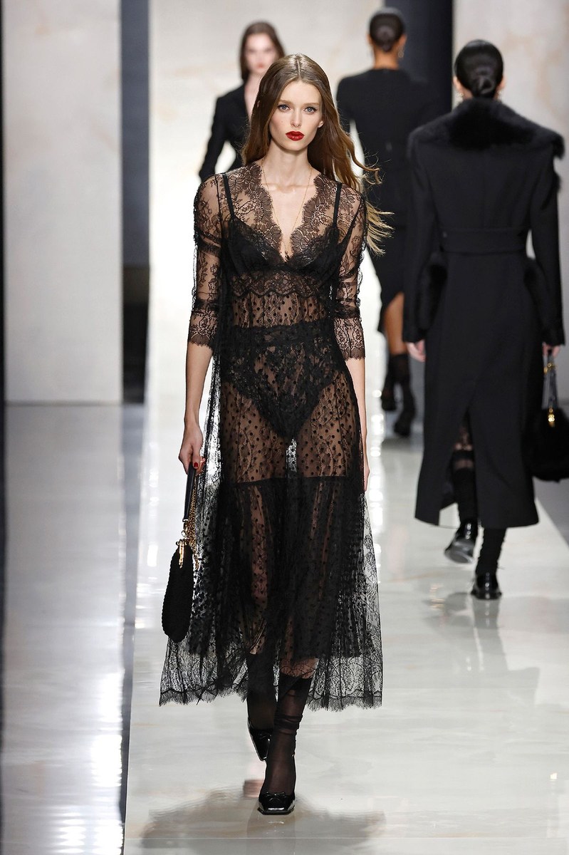 Look 9