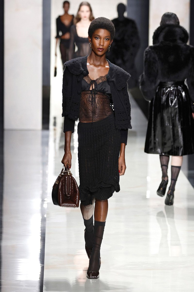 Look 29