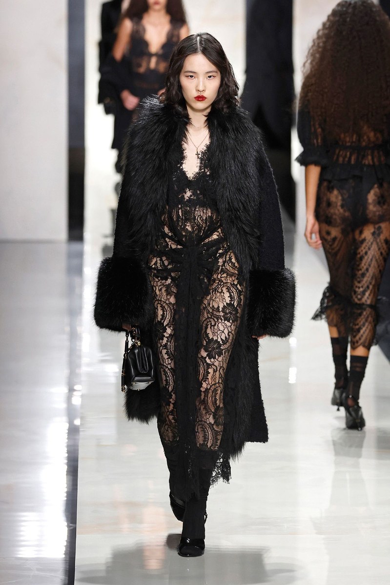 Look 44