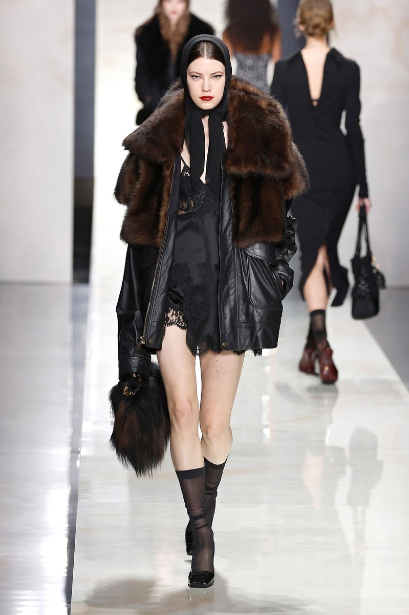 Look 63