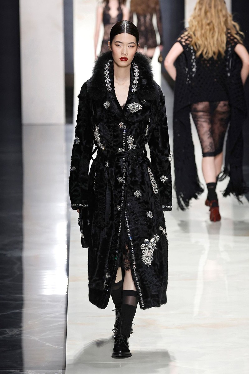 Look 70