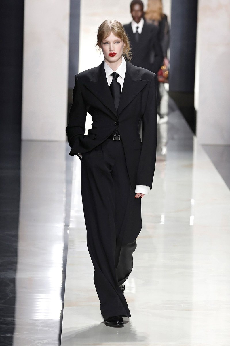 Look 74