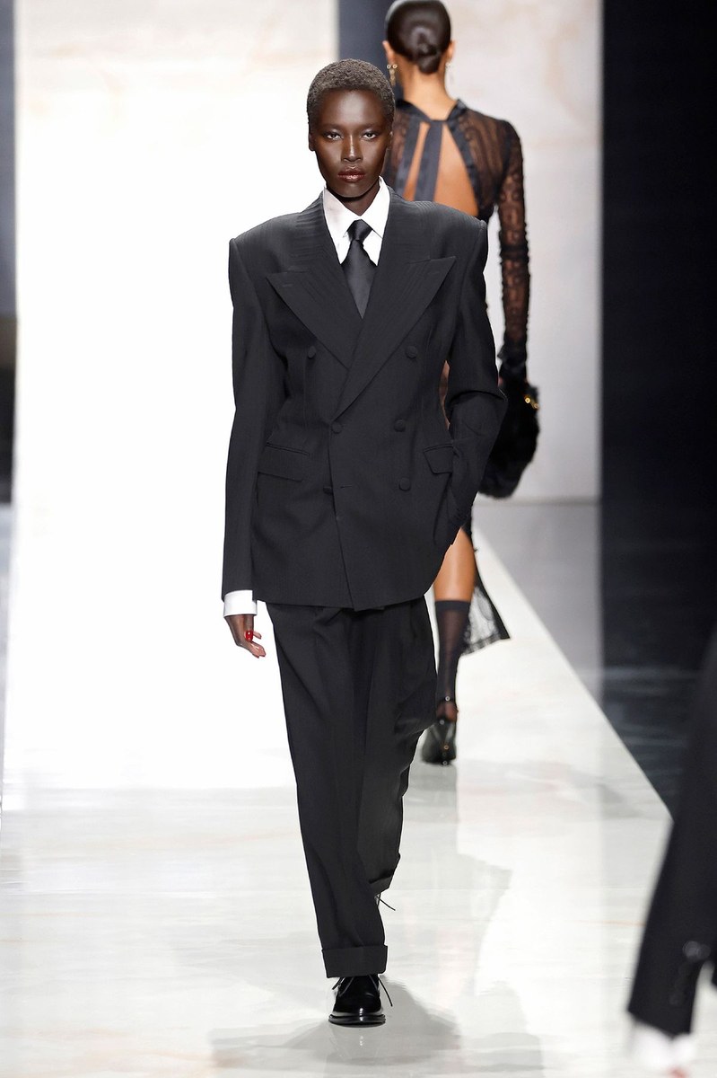 Look 75