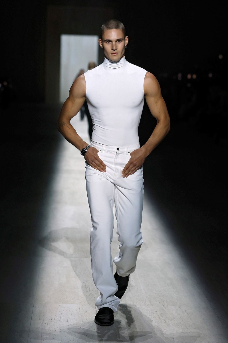 Look 2