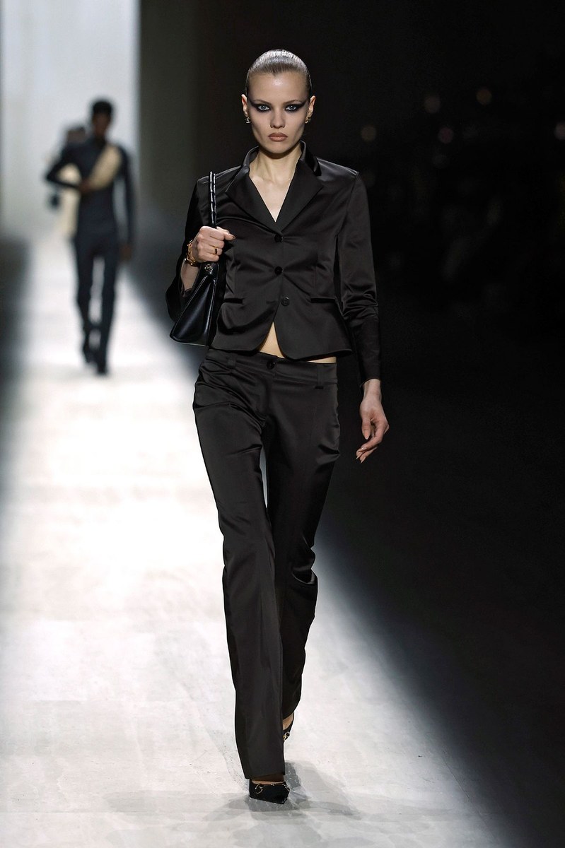 Look 13