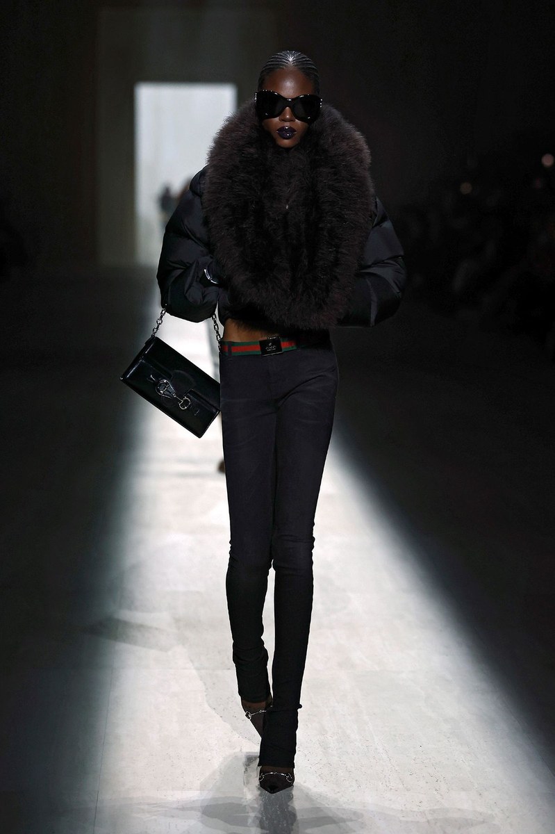 Look 32