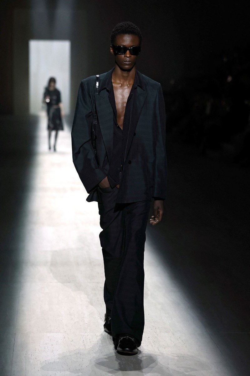 Look 49