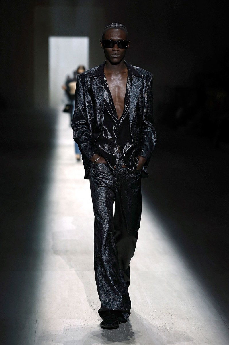 Look 53