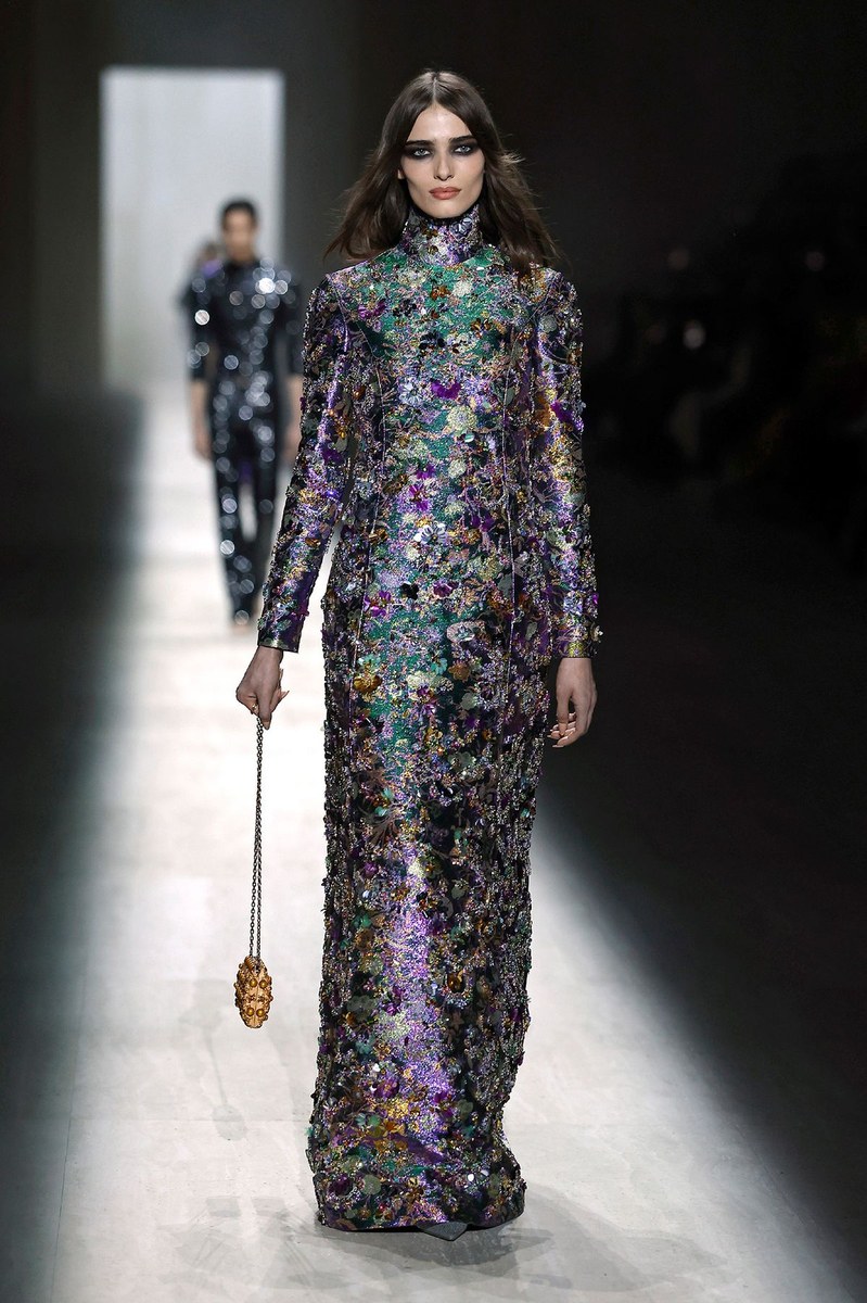 Look 77