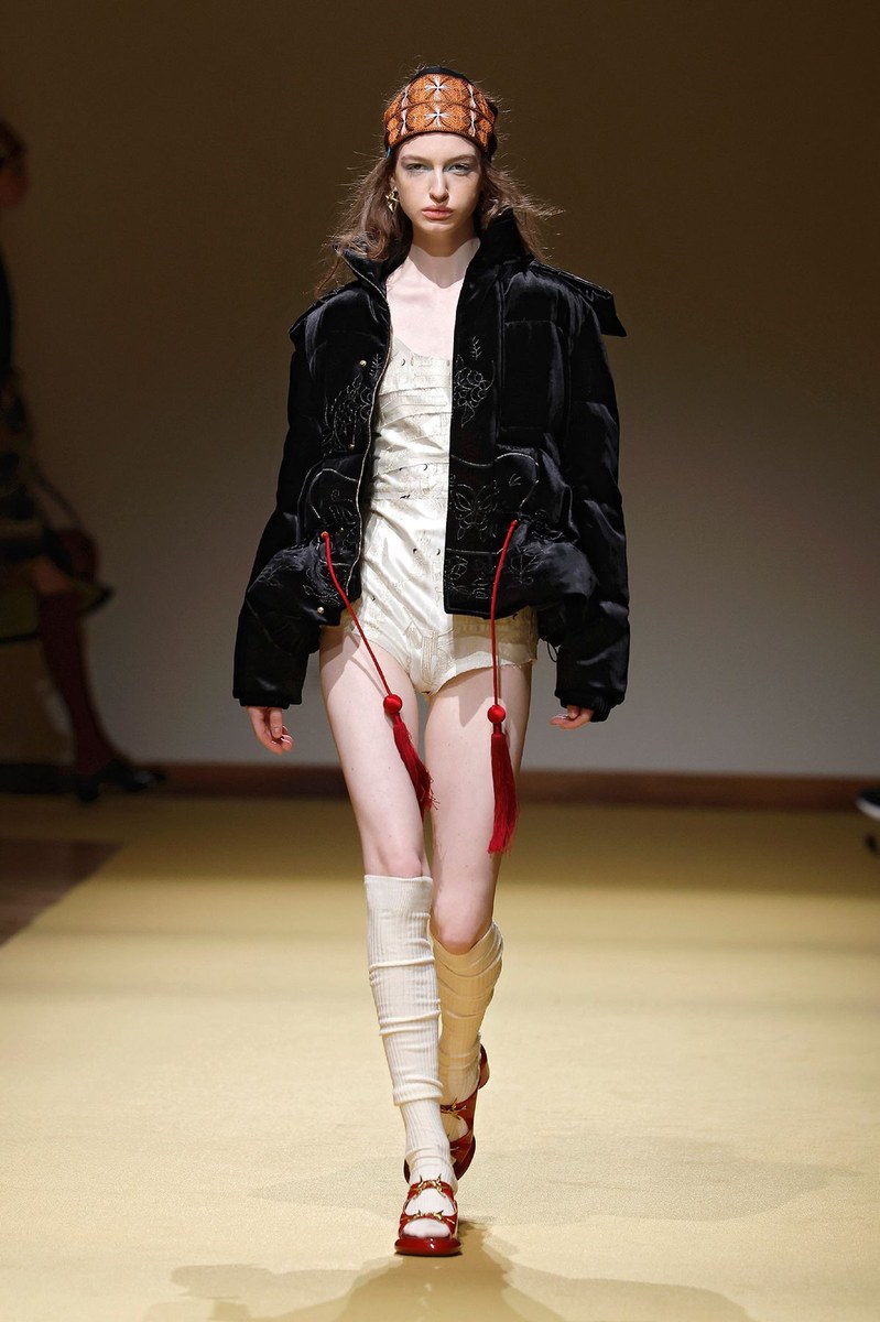 Look 24