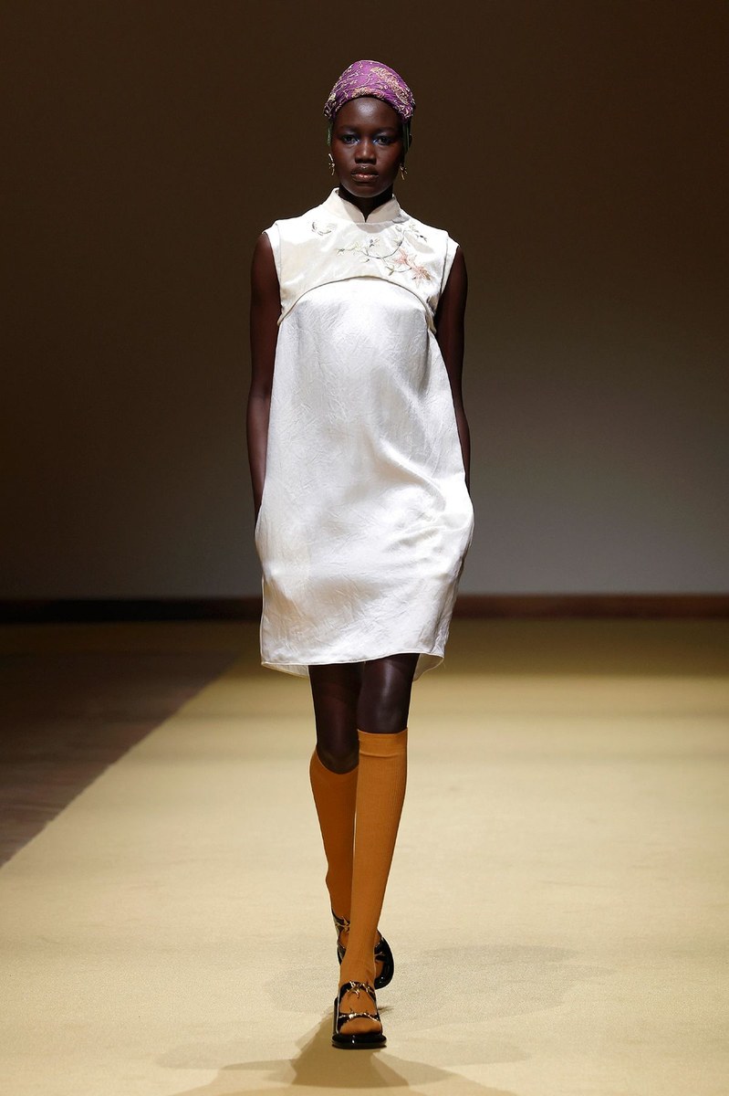 Look 32
