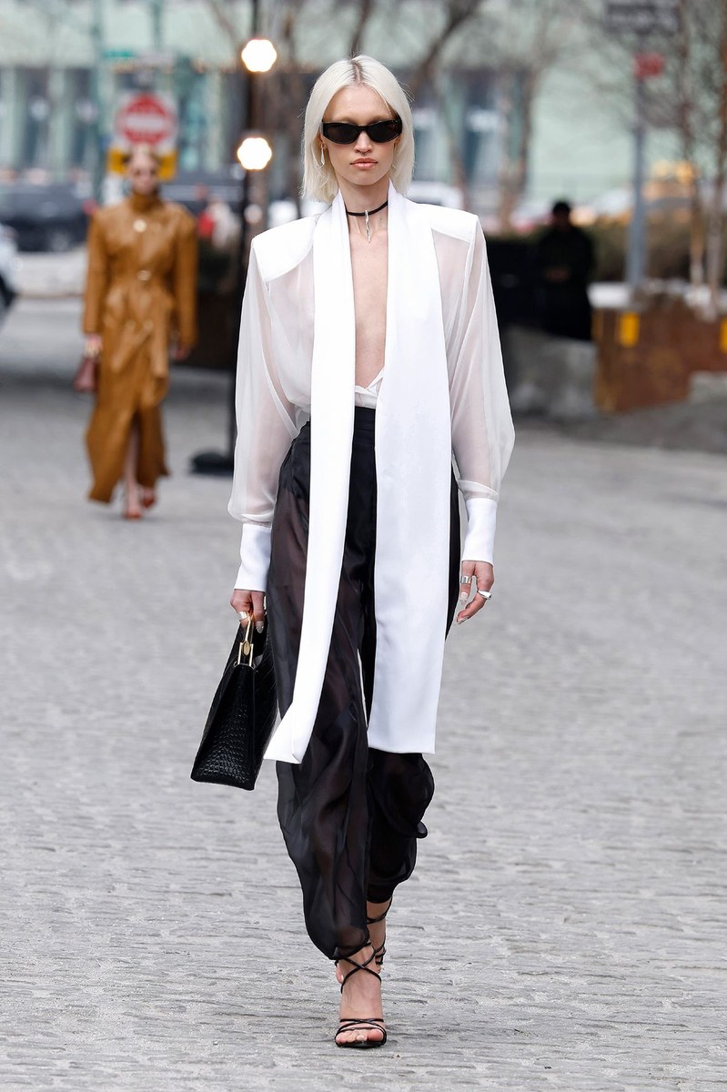 Look 5