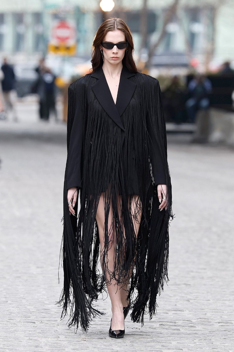 Look 25