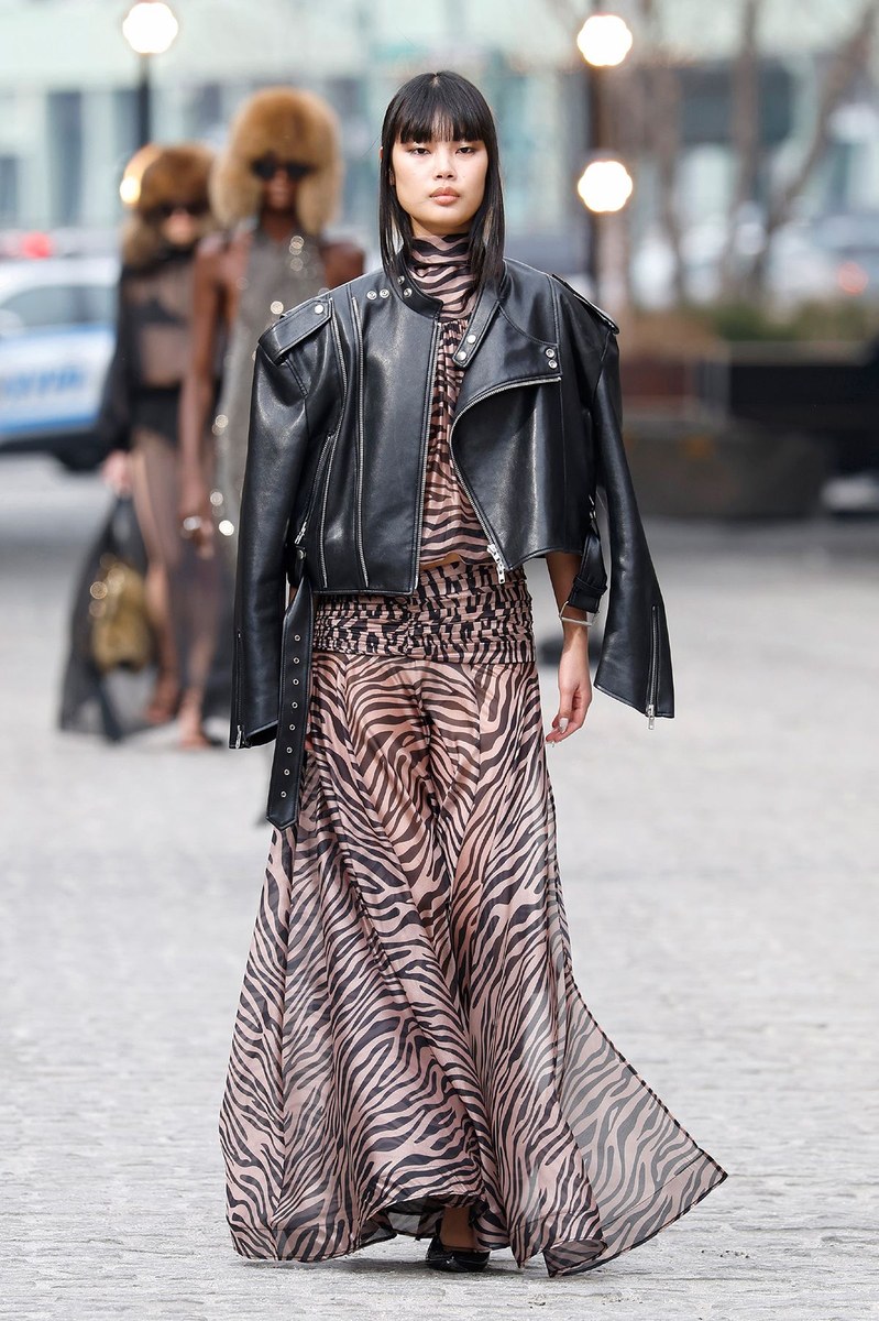 Look 29