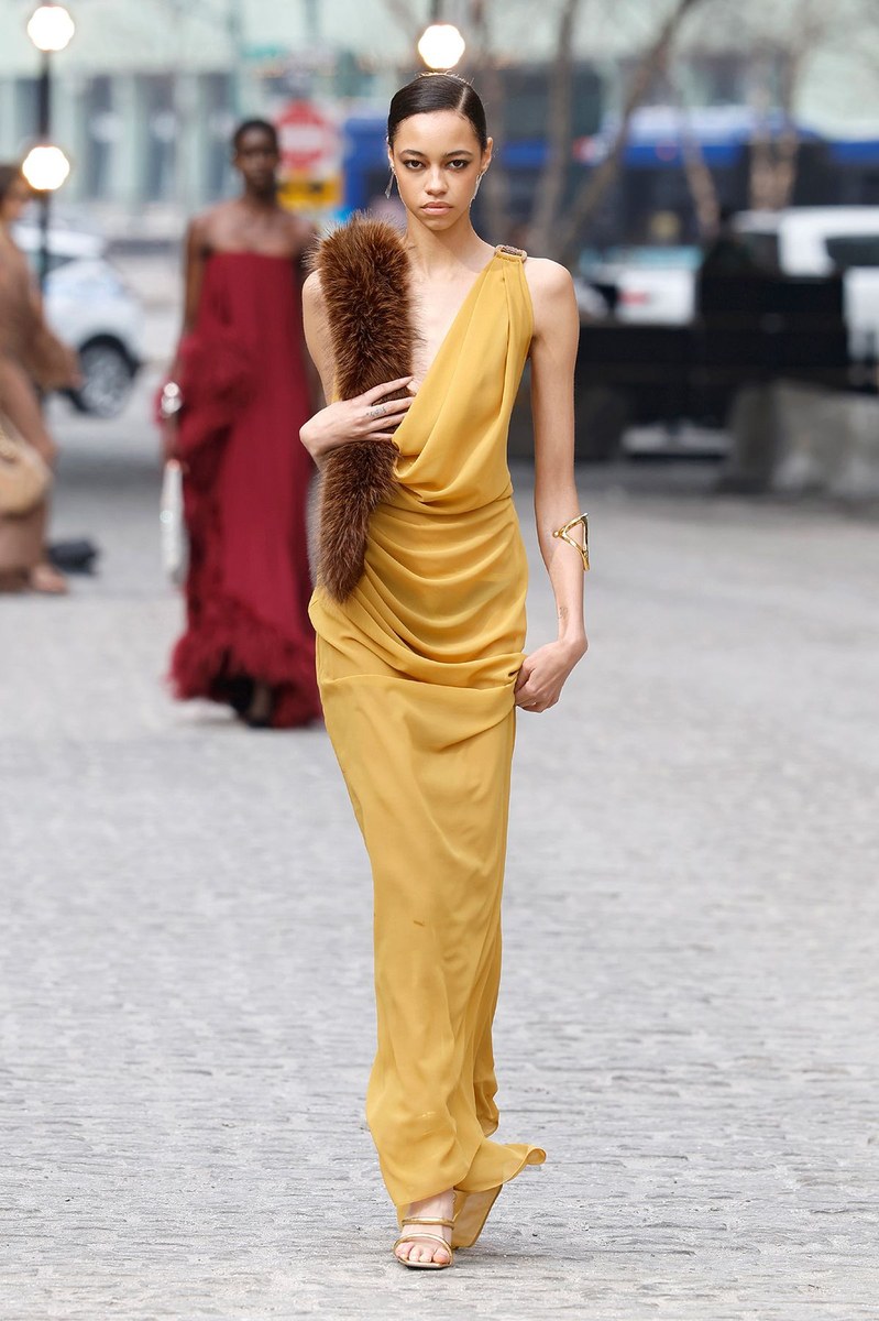Look 37
