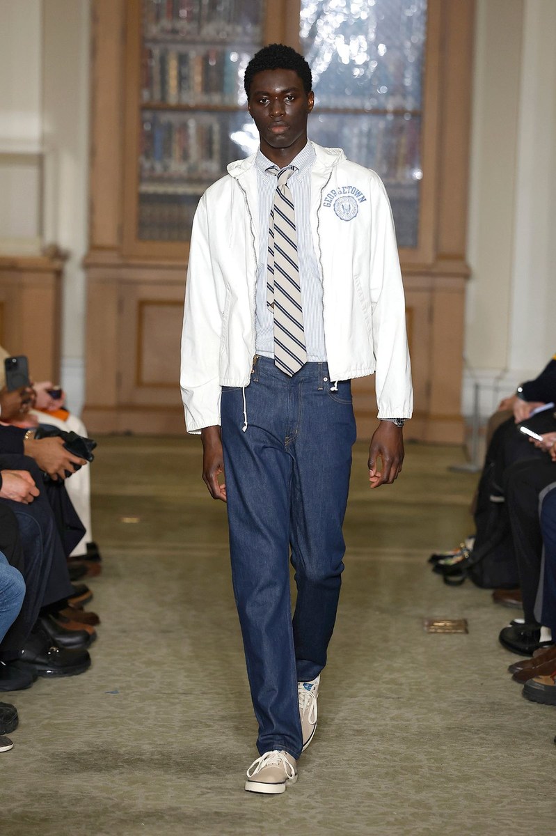 Look 3