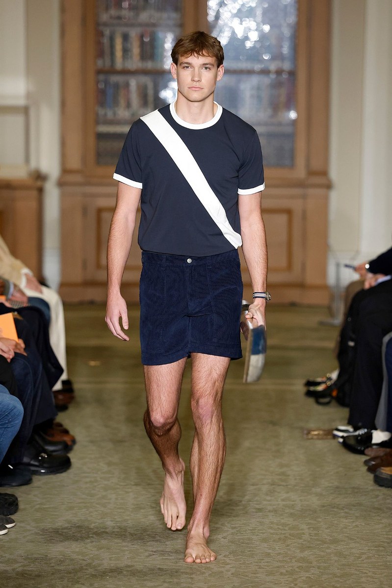Look 19