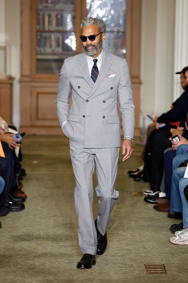Look 24