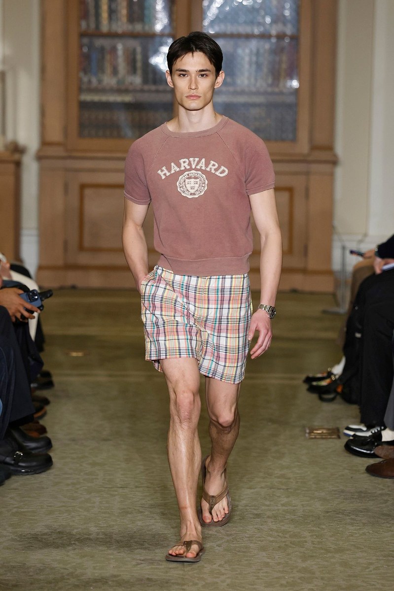 Look 25