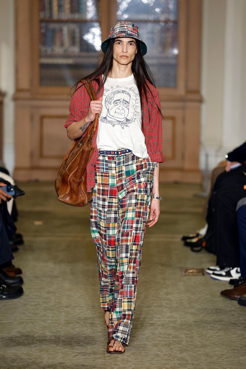 Look 30