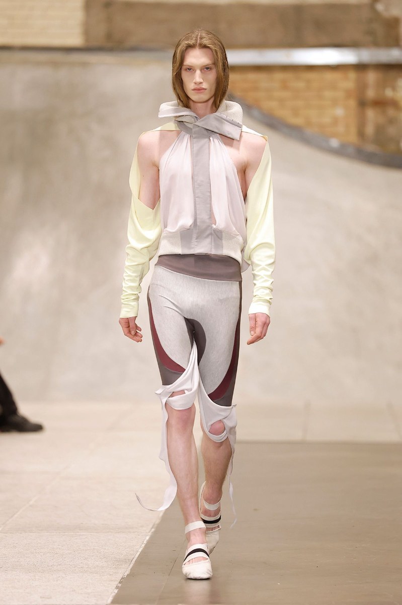 Look 12