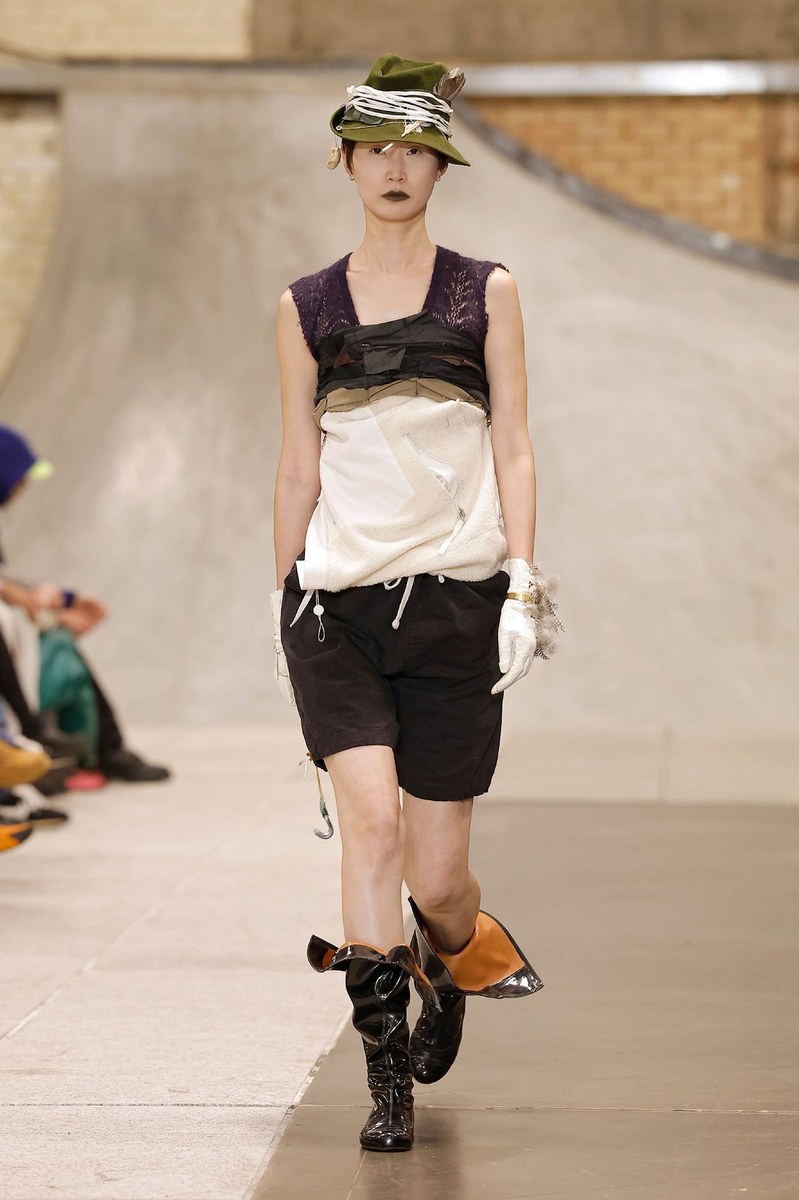 Look 4
