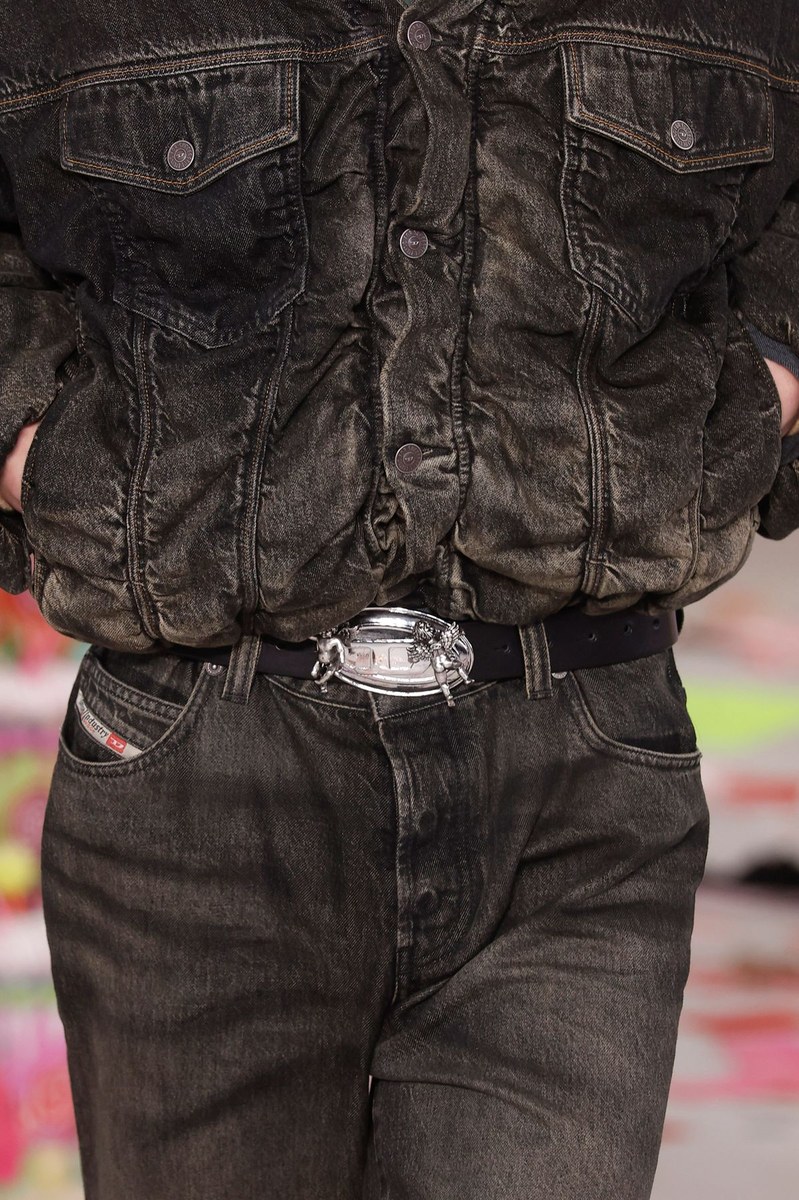 Detail 1