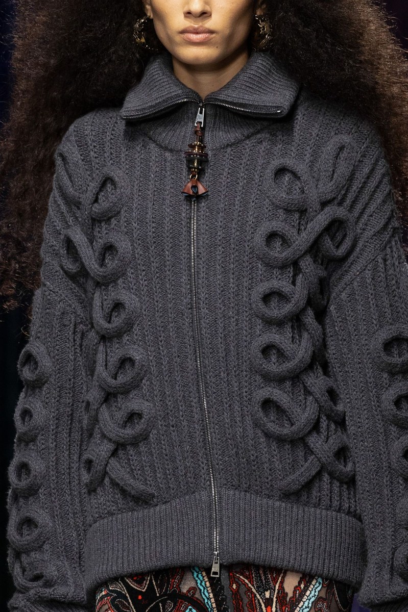 Detail 13