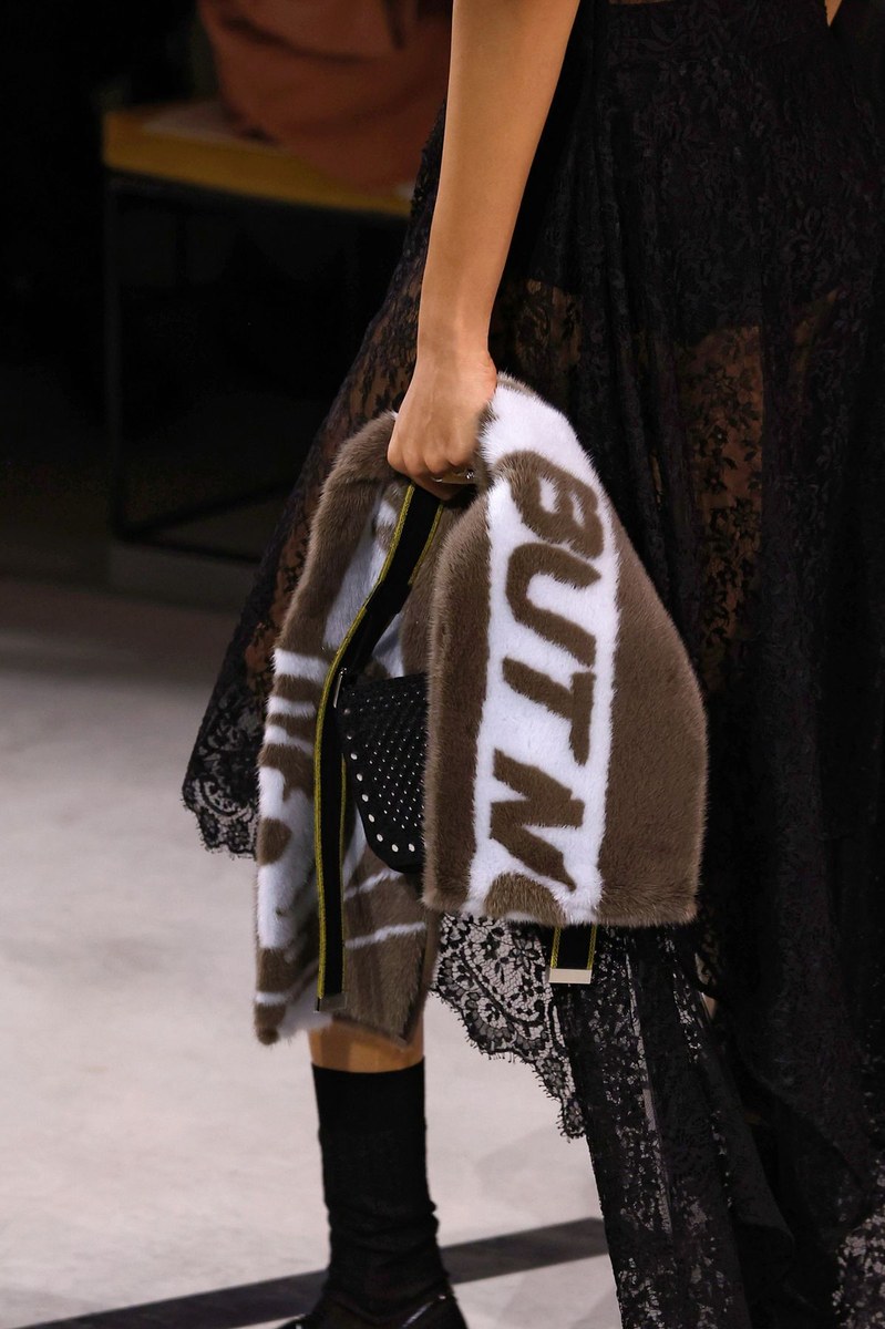 Fendi FW26 Details