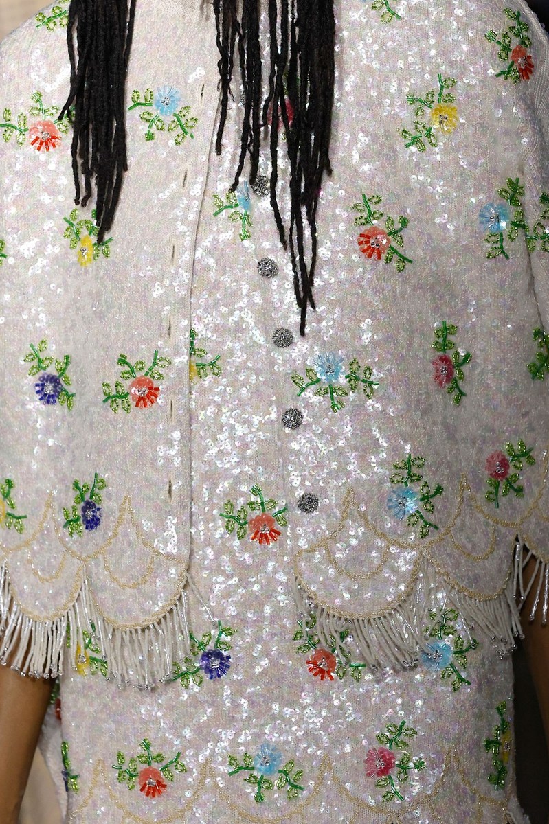 Detail 16