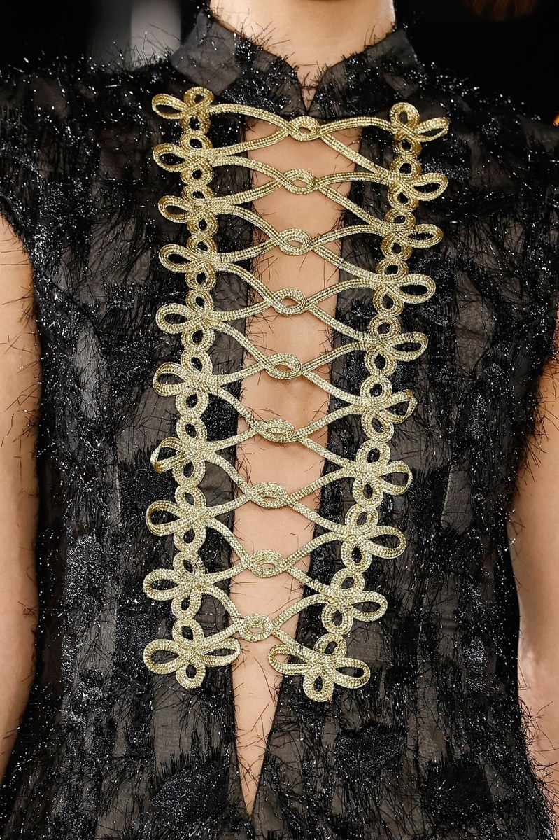 Detail 11
