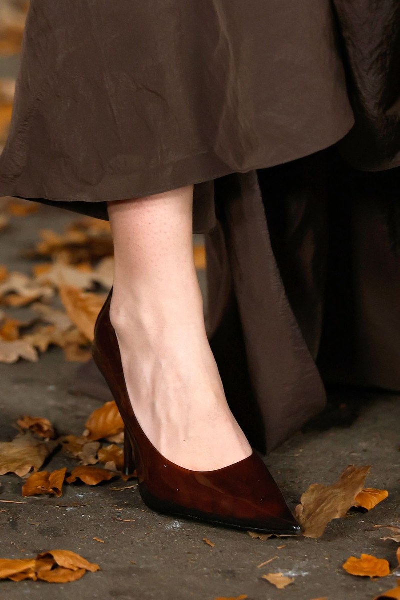 Shoe 1
