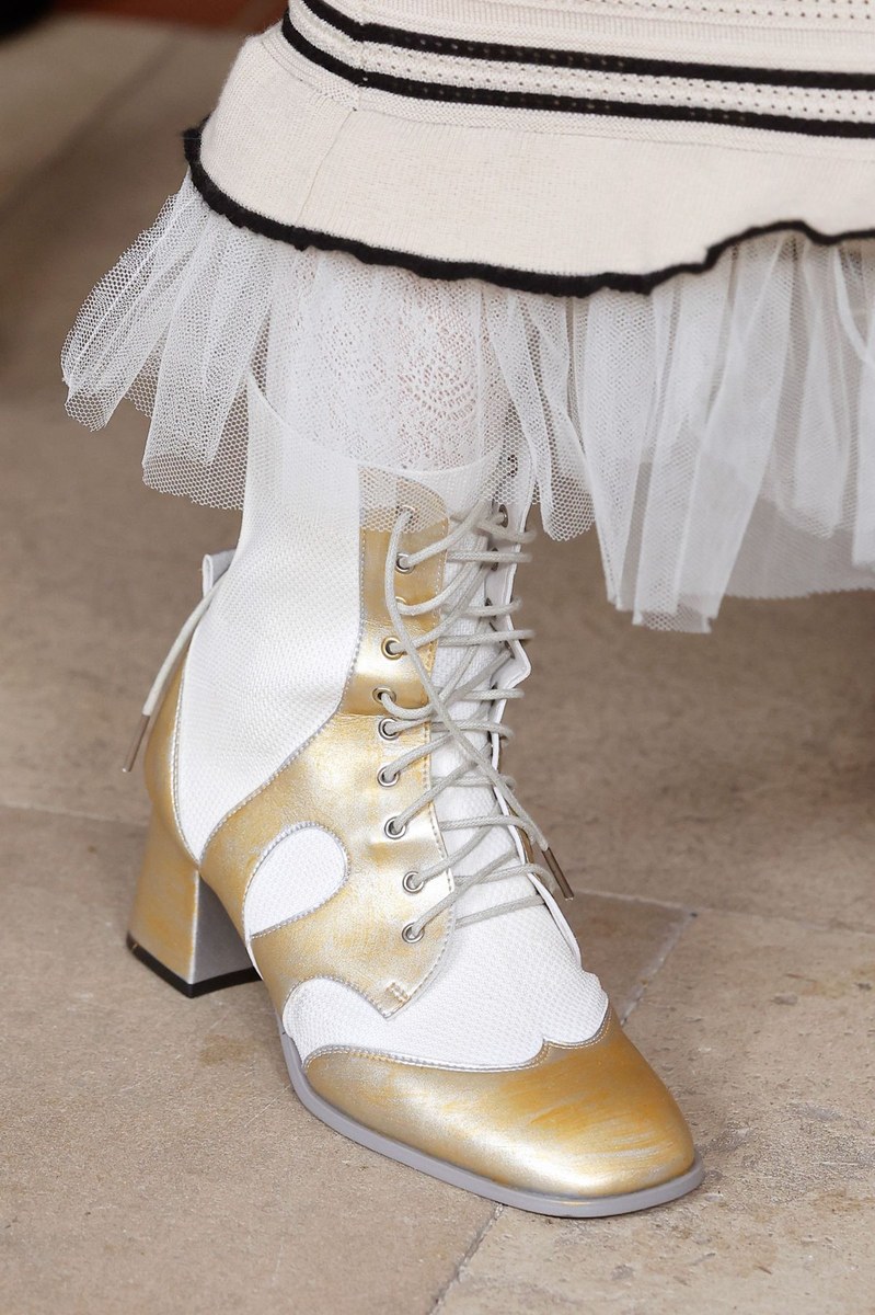 Shoe 15