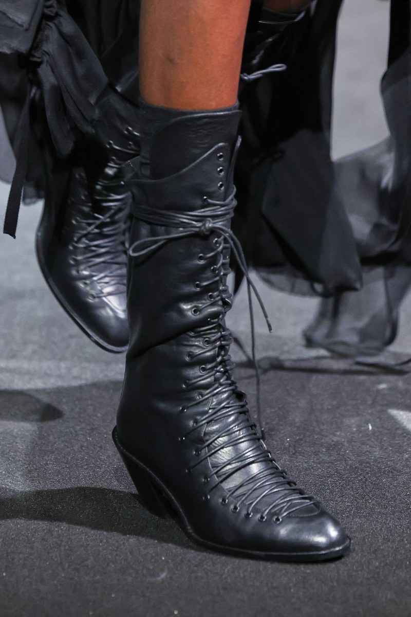Shoe 2