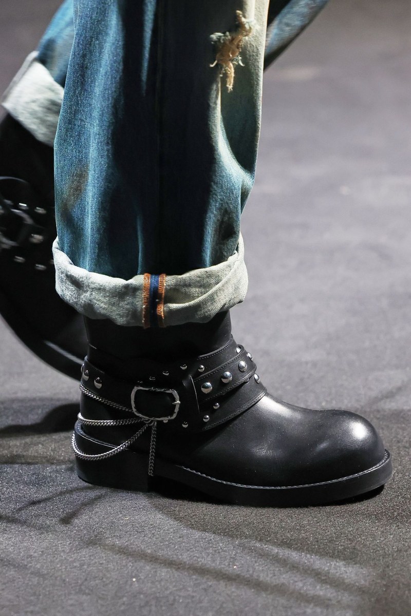 Shoe 8