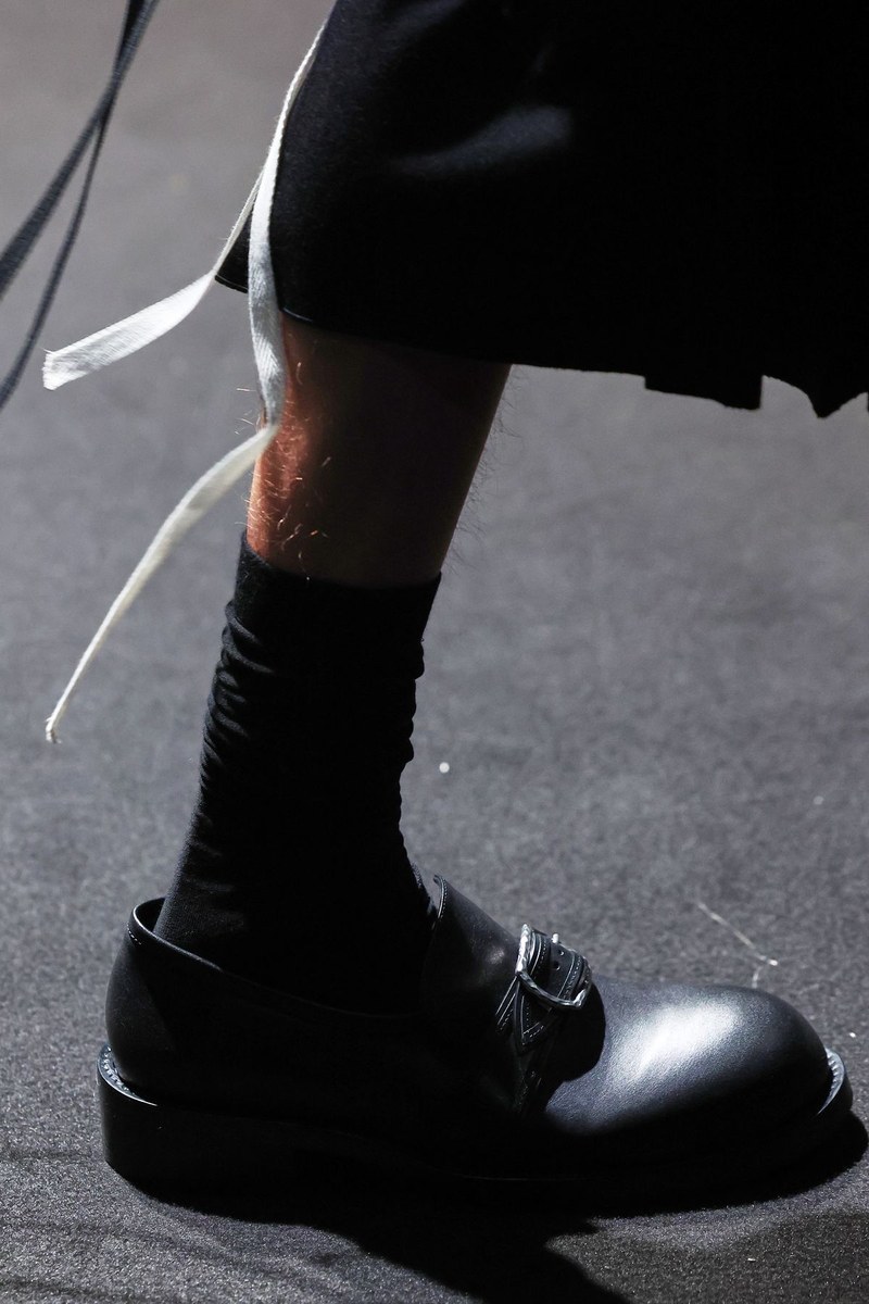 Shoe 11
