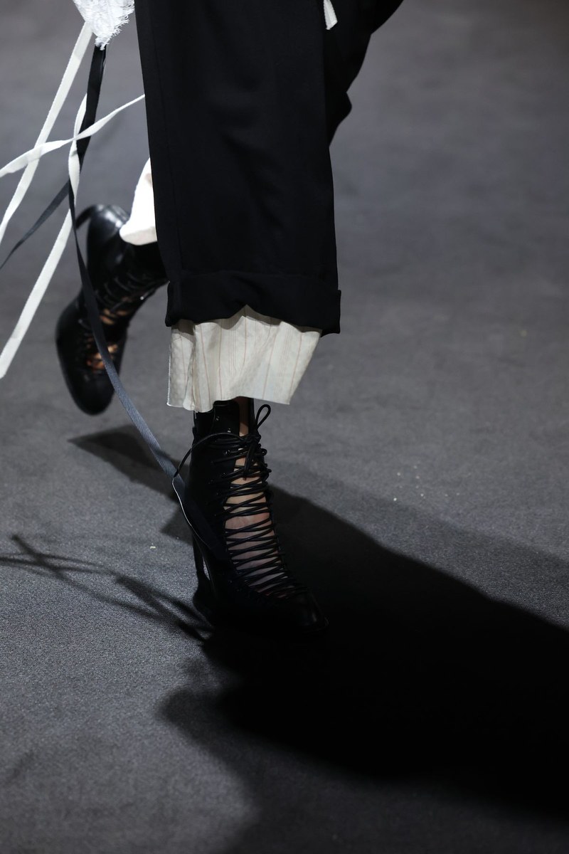 Shoe 14