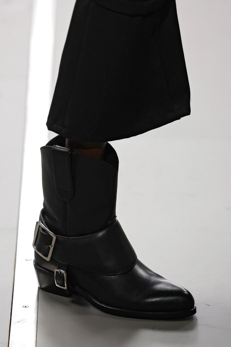 Shoe 4