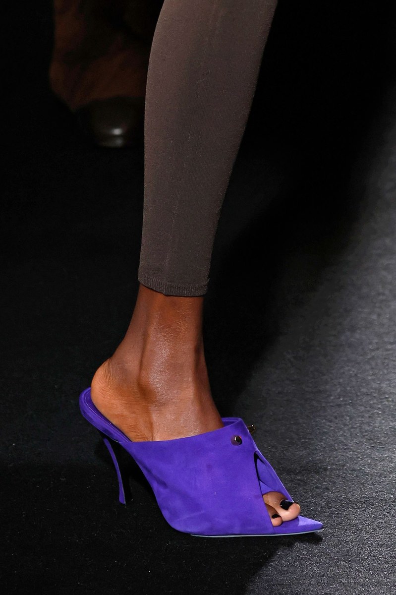 Shoe 9