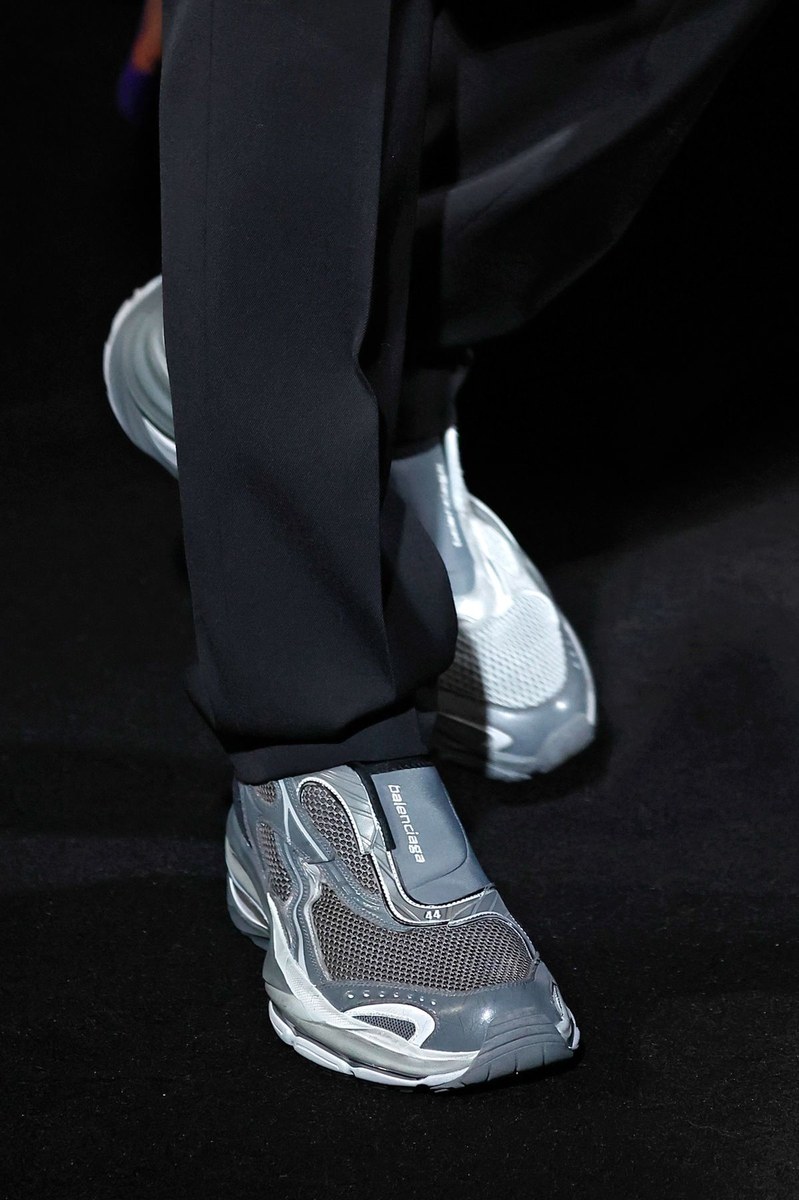 Shoe 15