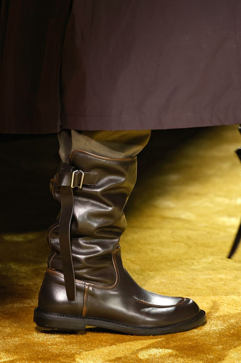 Shoe 6