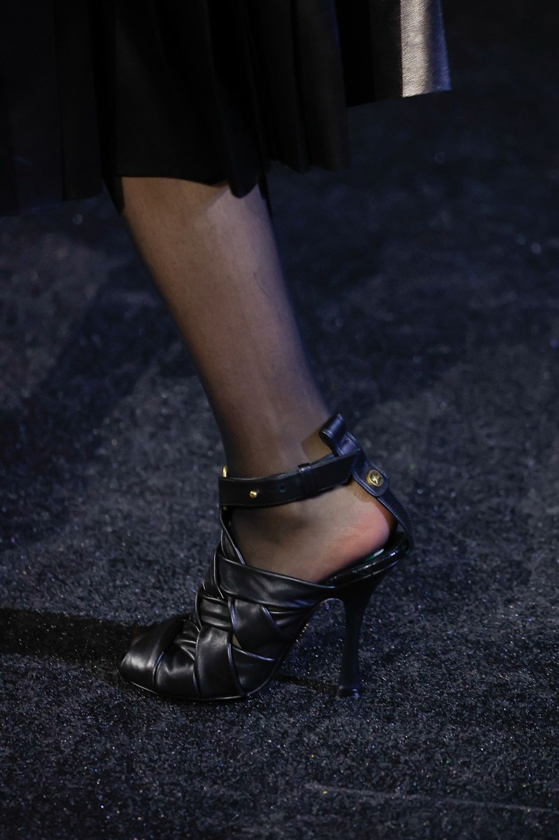 Shoe 5