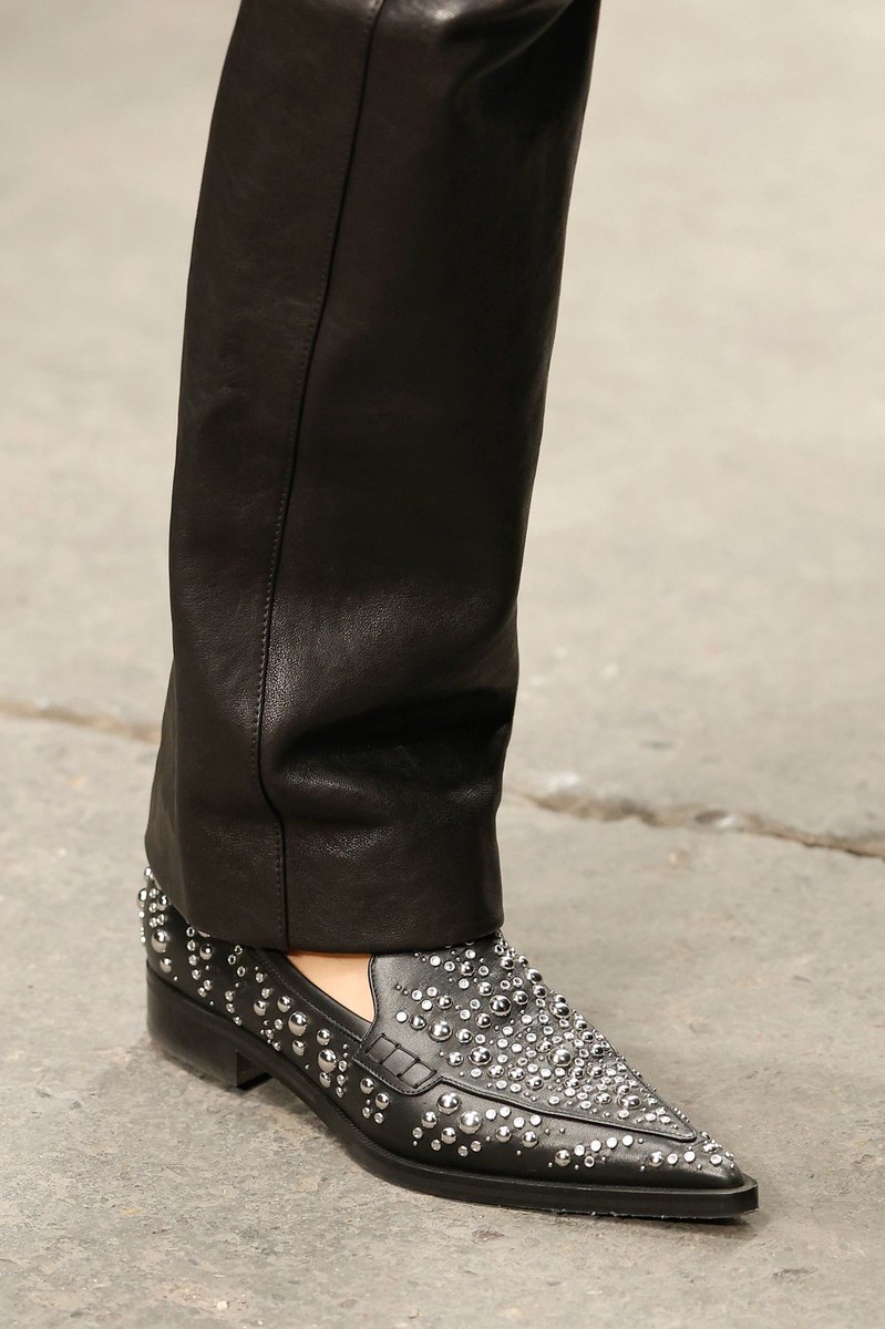 Shoe 1