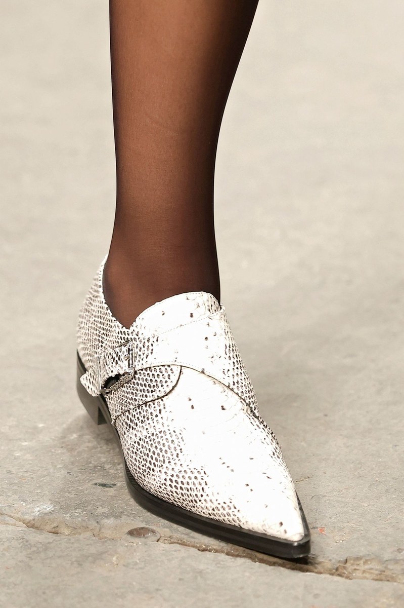 Shoe 3