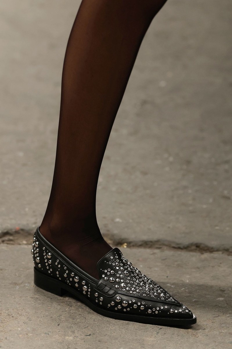 Shoe 7